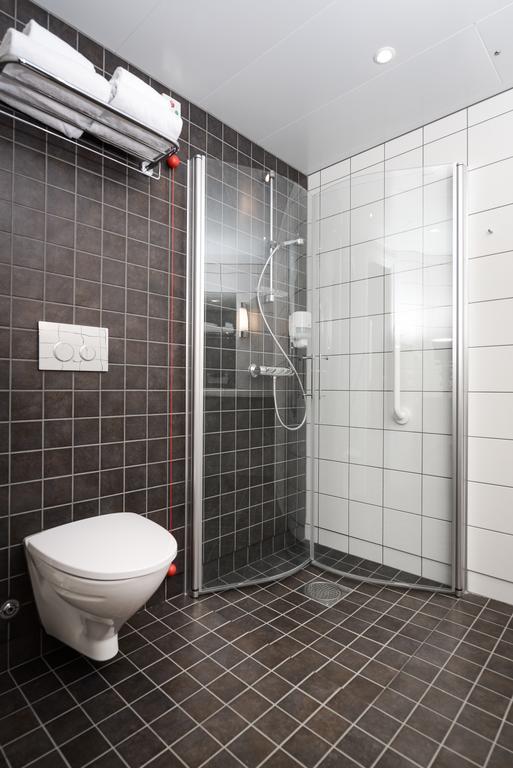 Pingvinhotellet Unn Tromsø Dış mekan fotoğraf